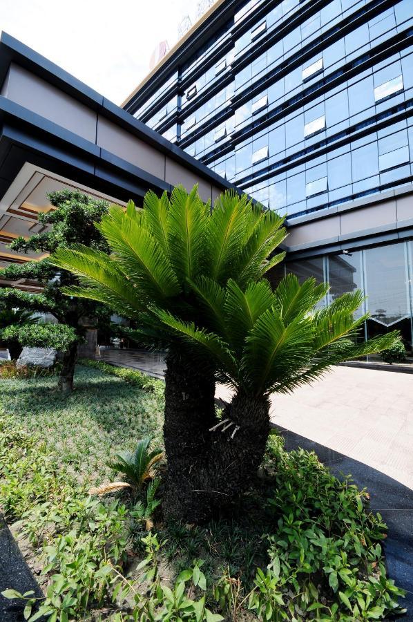 Airport Jianguo Hotel Csengtu Kültér fotó