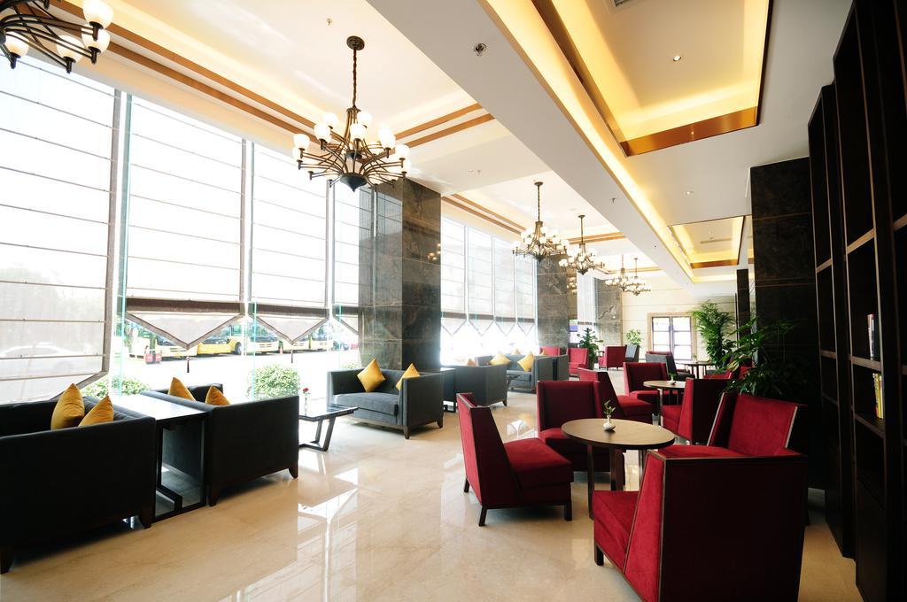 Airport Jianguo Hotel Csengtu Kültér fotó