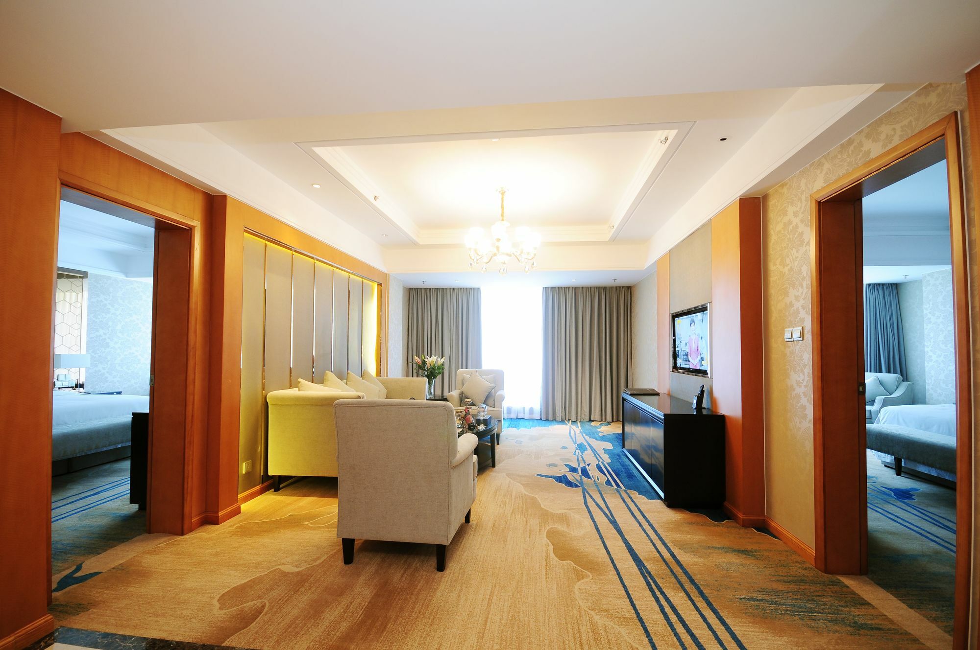 Airport Jianguo Hotel Csengtu Kültér fotó